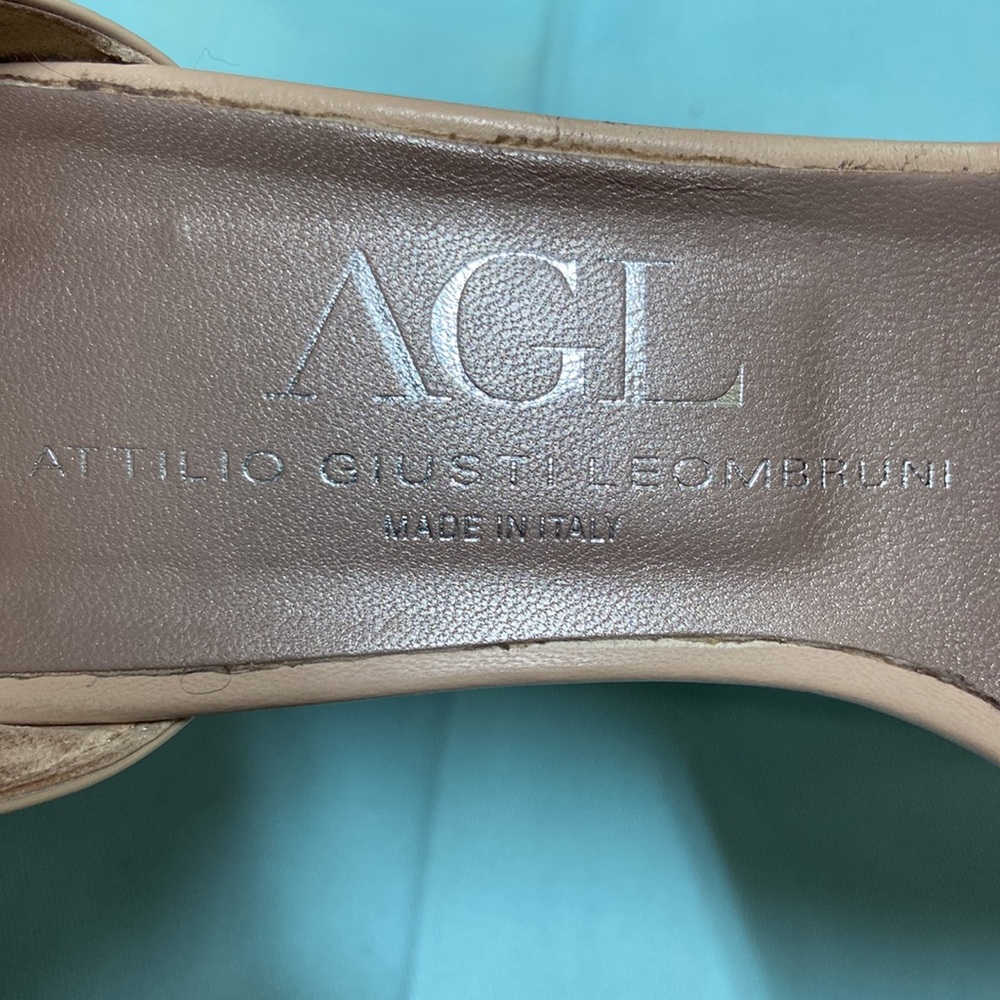 AGL Italian ankle strap, block heel sandals, size 40. - Picture 6 of 8